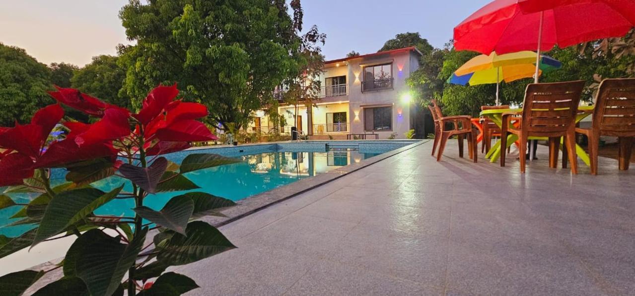 Riverland Farm And Resort Karjat Esterno foto