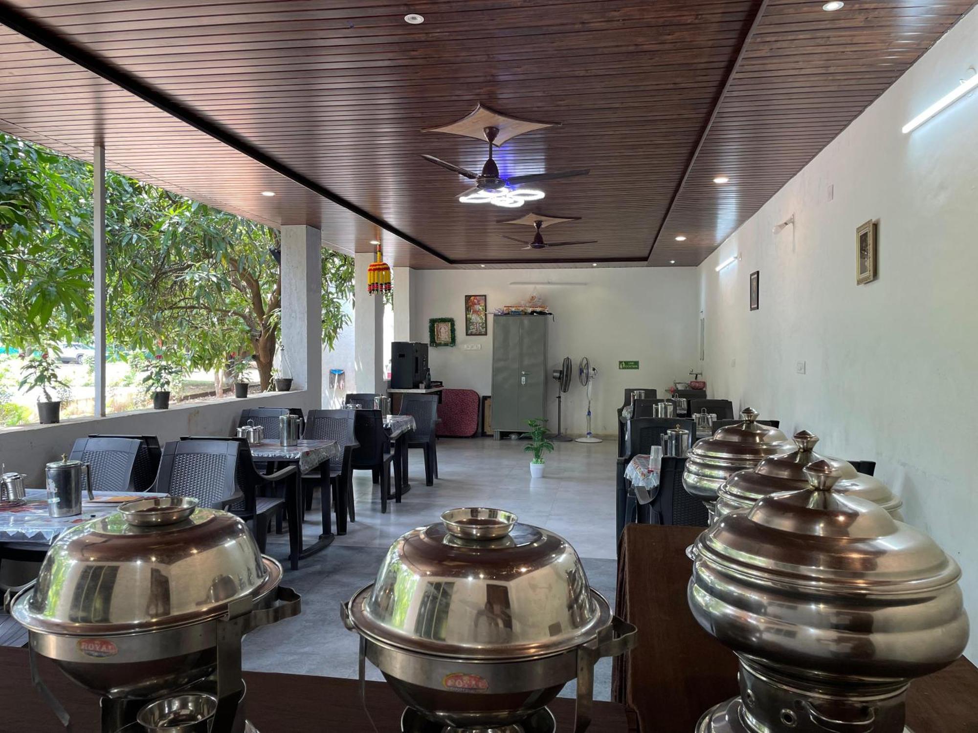 Riverland Farm And Resort Karjat Esterno foto