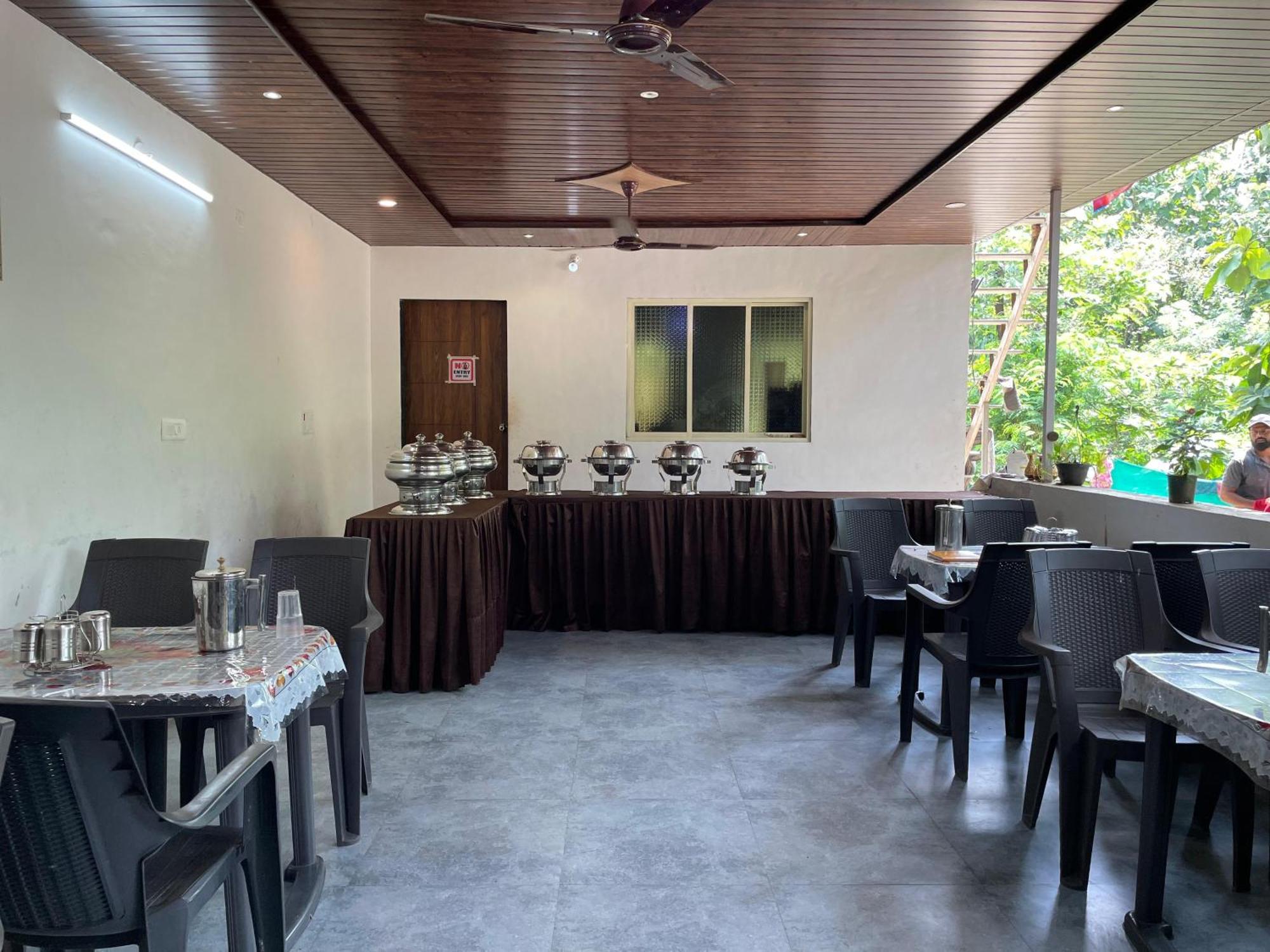 Riverland Farm And Resort Karjat Esterno foto