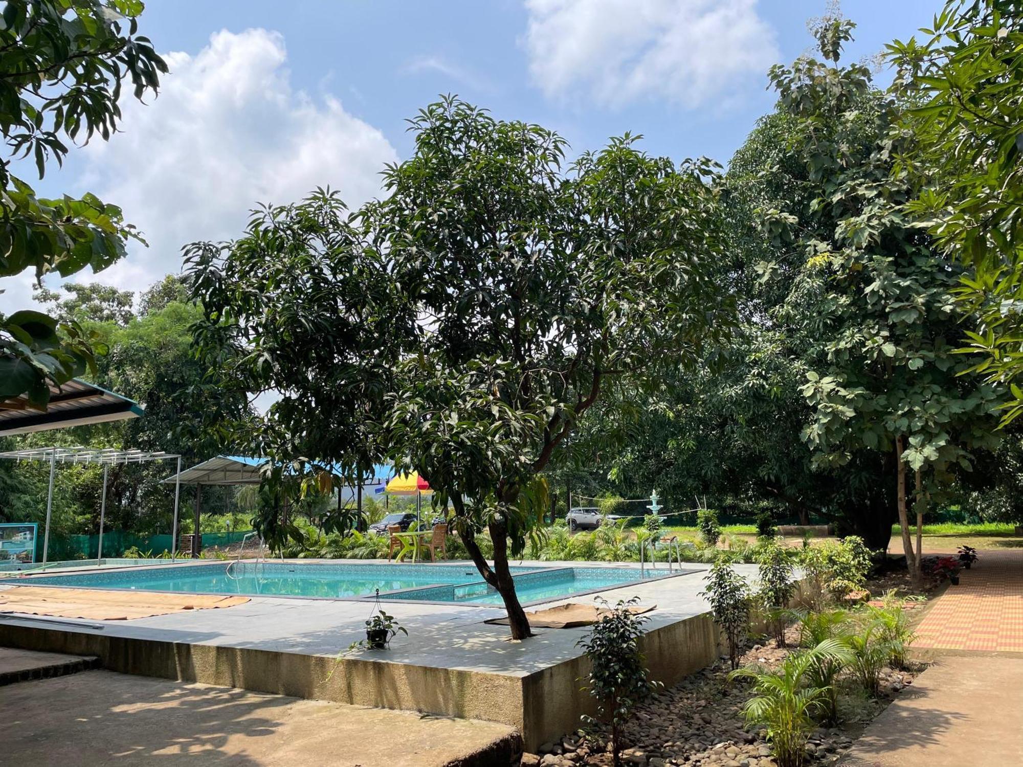 Riverland Farm And Resort Karjat Esterno foto