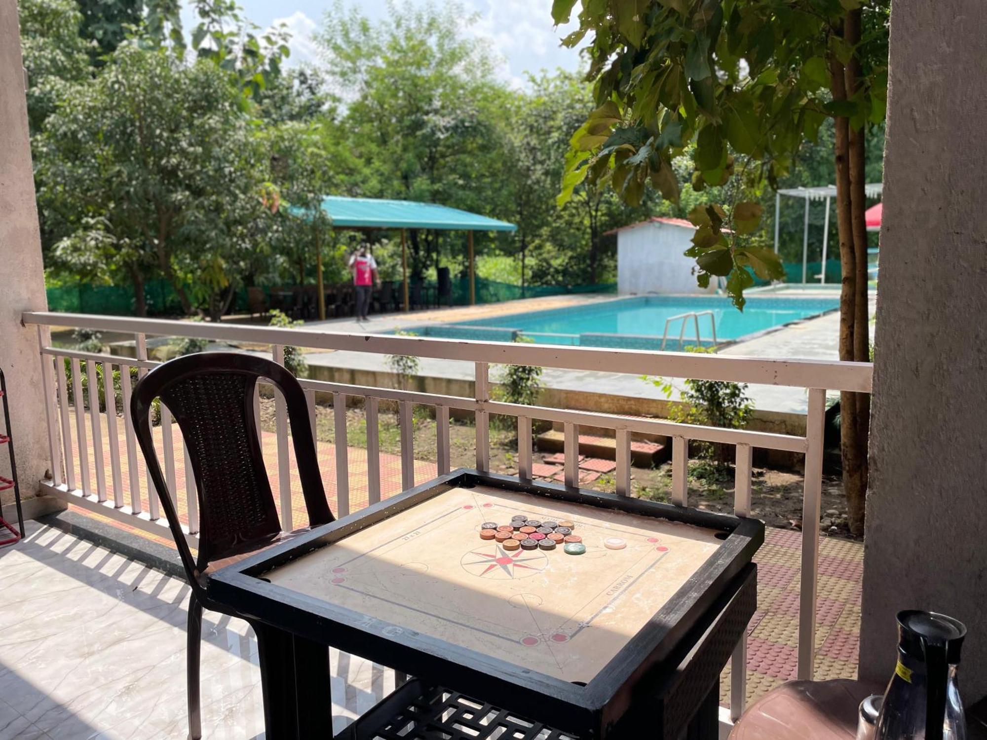Riverland Farm And Resort Karjat Esterno foto
