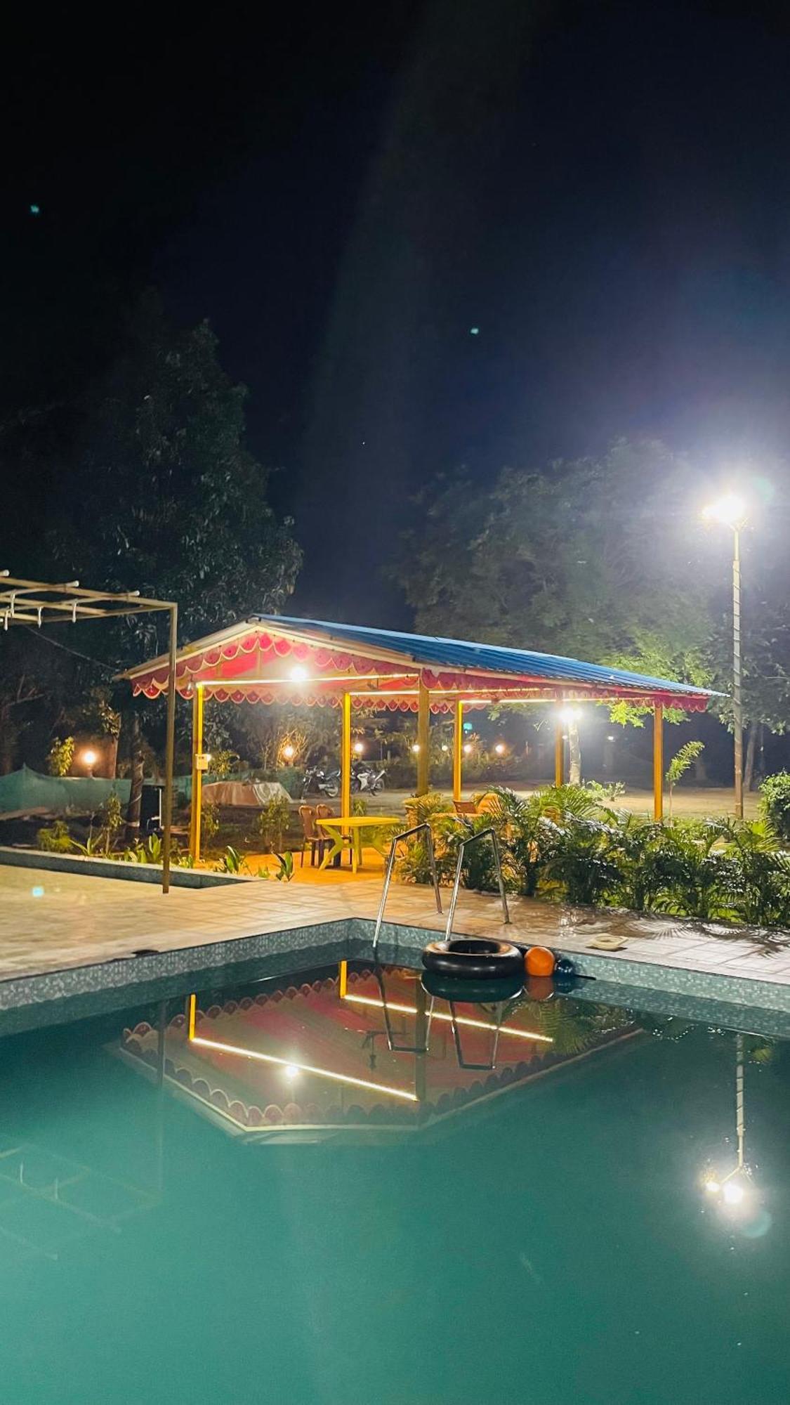 Riverland Farm And Resort Karjat Esterno foto