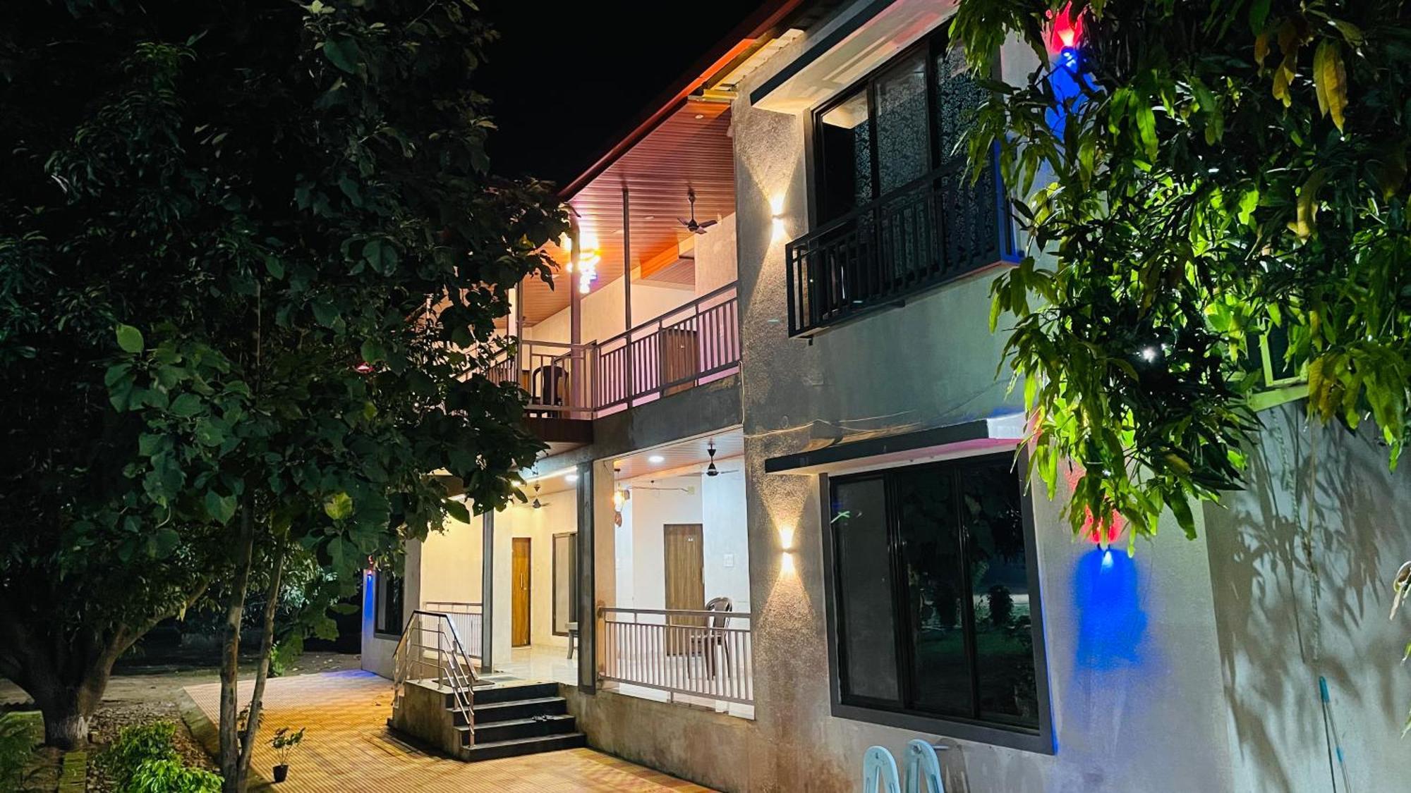 Riverland Farm And Resort Karjat Esterno foto