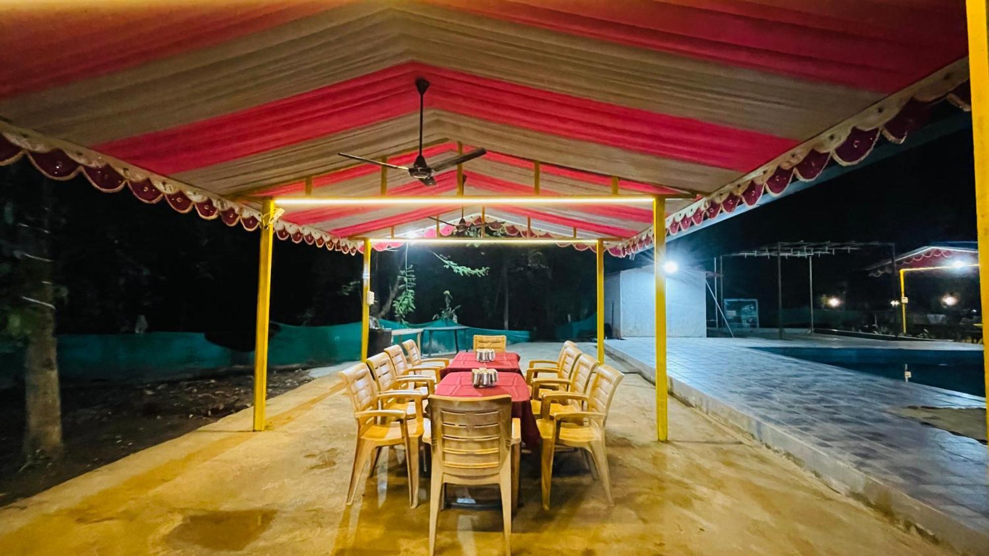 Riverland Farm And Resort Karjat Esterno foto